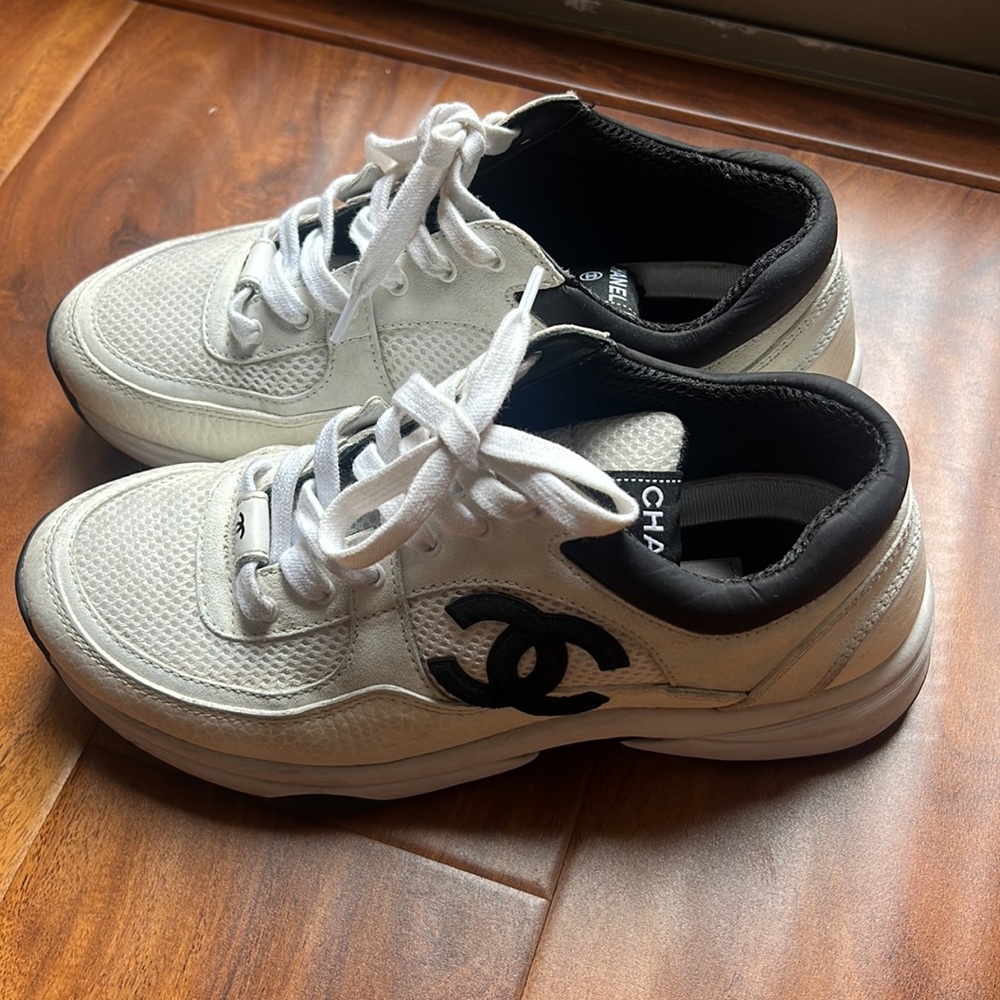 Authentic CHANEL White and Black Mesh Leather Sneakers - Picture 3 of 7
